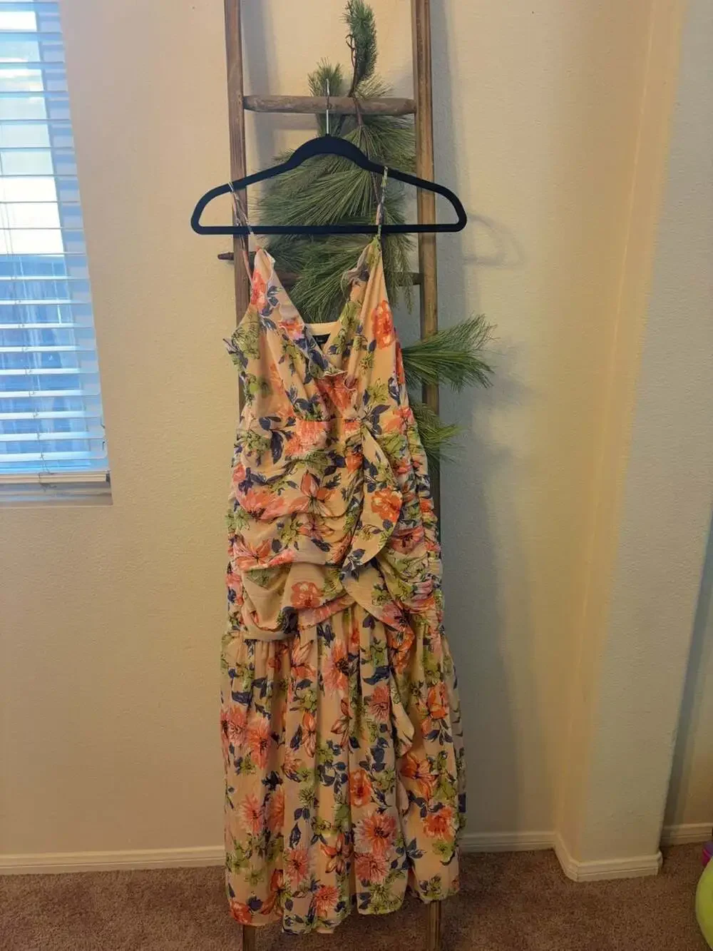 Lulus Floral Print Ruffled Maxi Dress Size M - Picture 1 of 3